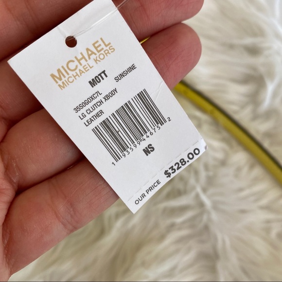 Firm✨Michael Kors Mott large crossbody clutch bag - Picture 8 of 12